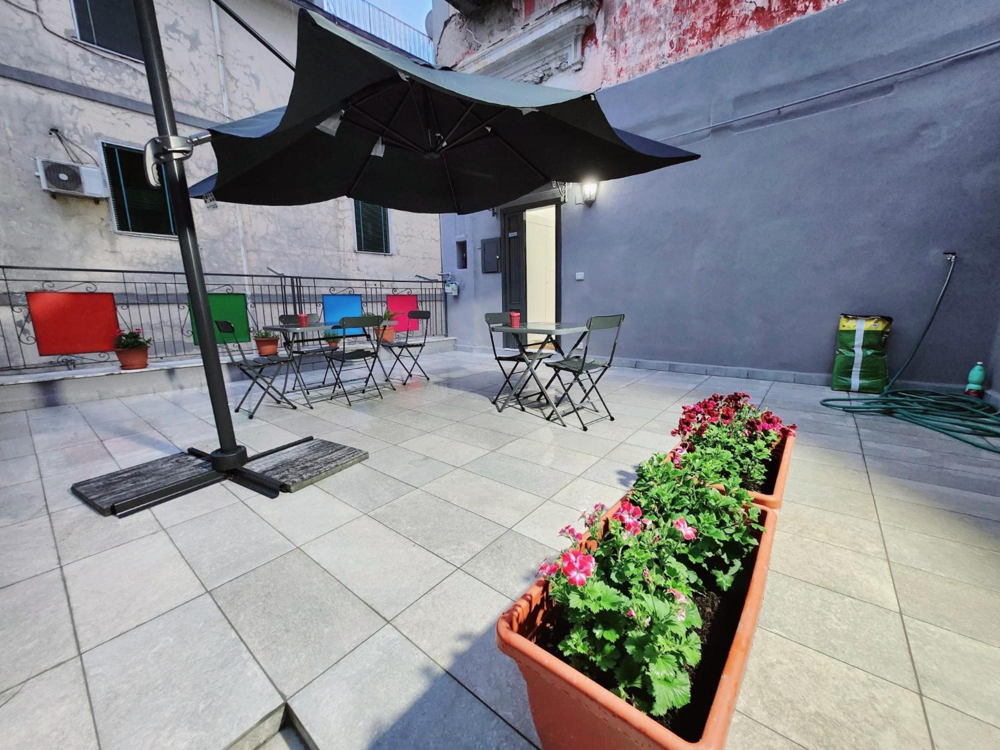 La Bella Terrazza A Materdei Guest house
